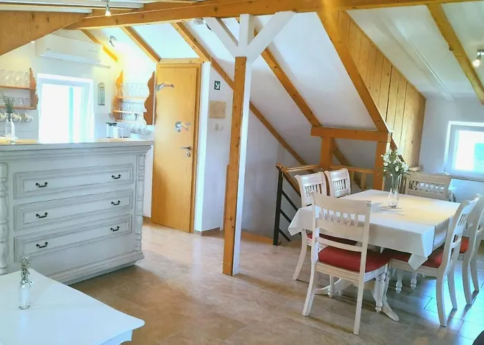 Apartamento Luxury Mansarda Duplex - Centre - Stone House *