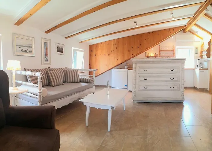 Luxury Mansarda Duplex - Centre - Stone House