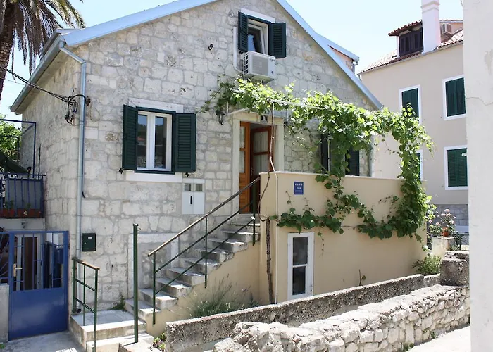 Luxury Mansarda Duplex - Centre - Stone House *