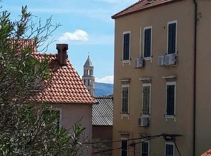 Apartamento Luxury Mansarda Duplex - Centre - Stone House Split