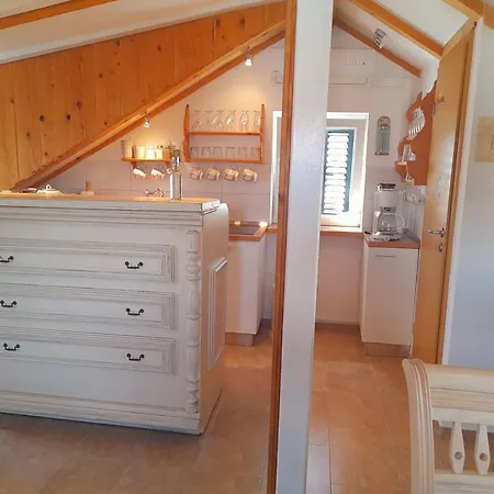 Luxury Mansarda Duplex - City Centre - Stone House *