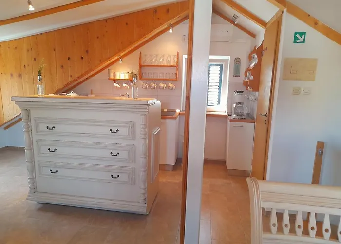 Luxury Mansarda Duplex - Centre - Stone House *