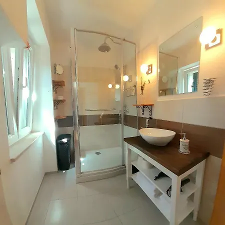 Luxury Mansarda Duplex - Centre - Stone House شقة *